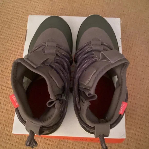 NIB Hiking Boots - Picture 7 of 7